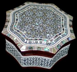 Green blue grey mauve - mother of pearl inspiration - Box_Curved_Octagonal_Tarbee.jpg